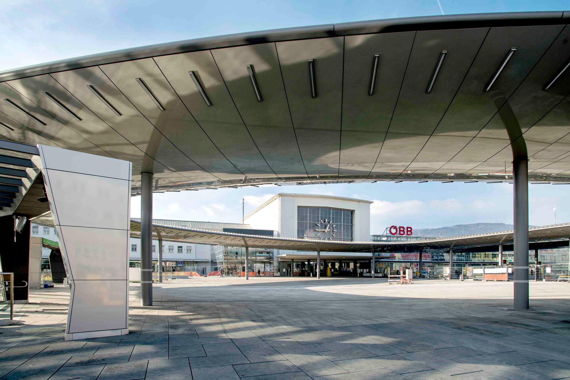 Graz Main Station Local Transport Hub - image 18