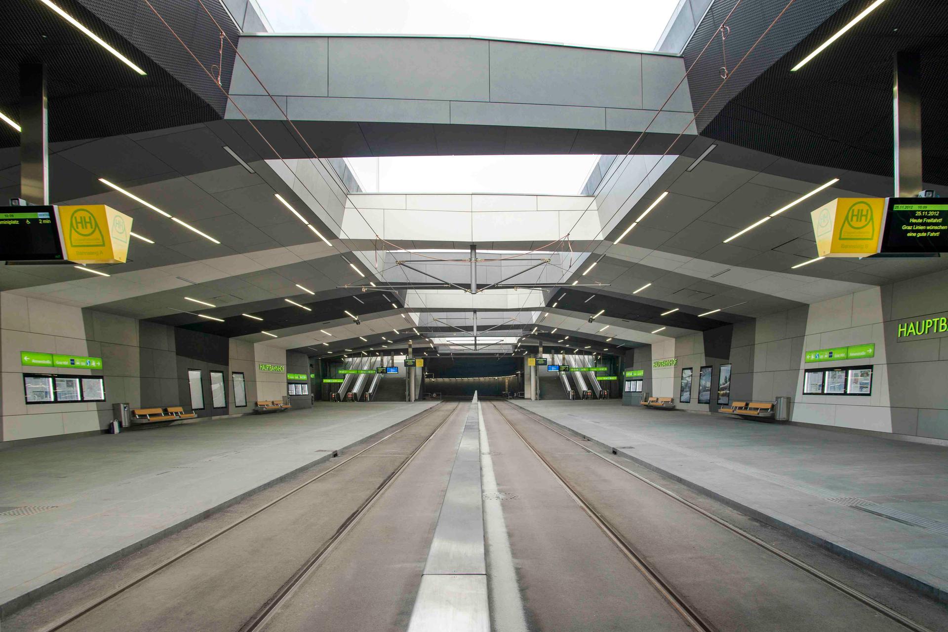 Graz Main Station Local Transport Hub - image 10