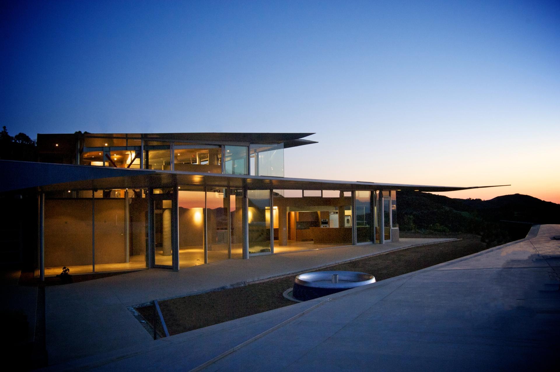 747 House - image 10