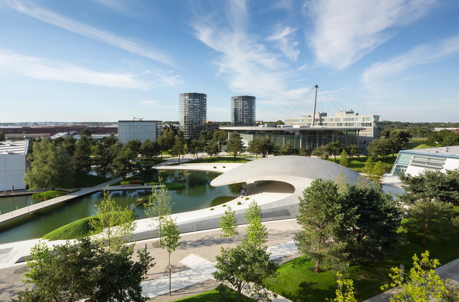 Porsche Pavilion - image 3