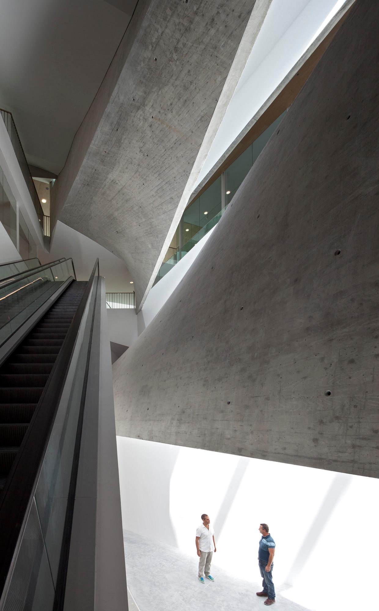 Herta and Paul Amir Building, Tel Aviv Museum of Art - image 8