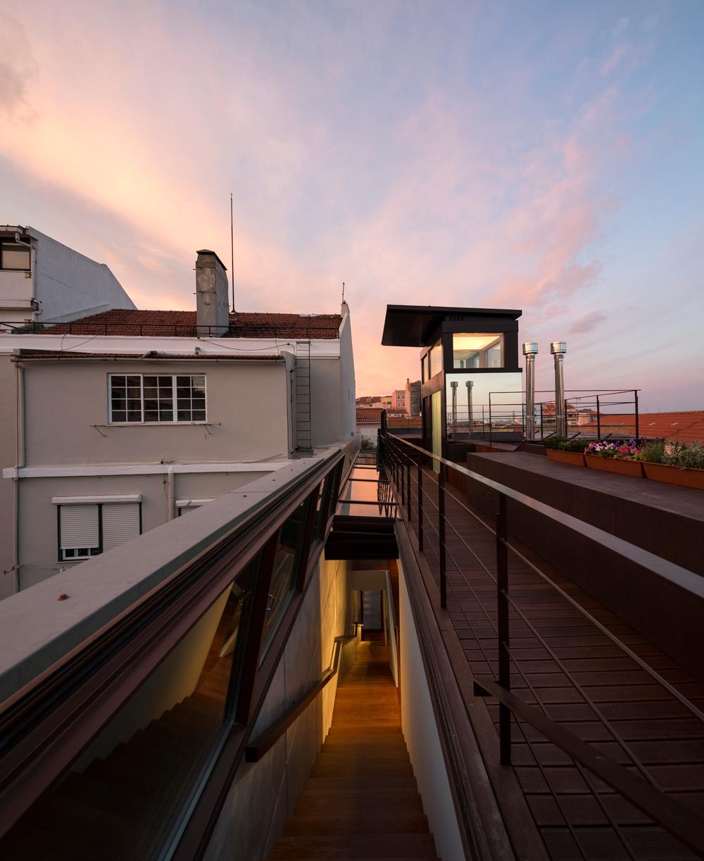 House In Travessa Do Patrocínio - image 10
