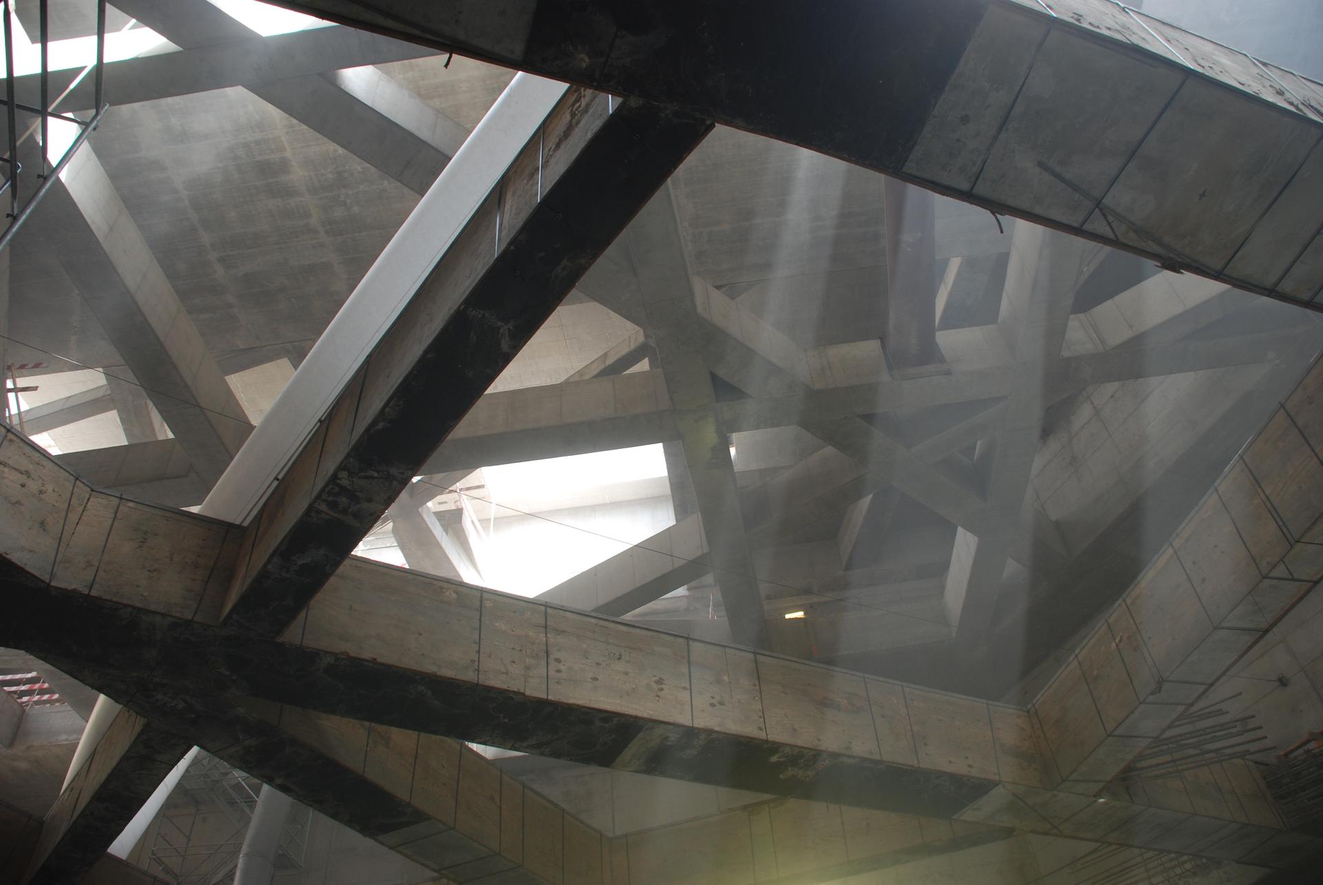 M4 Fővám tér station - image 15